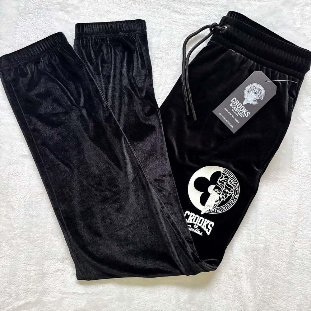 CROOKS & CASTLES Black Velour Drawstring Waist Joggers--M